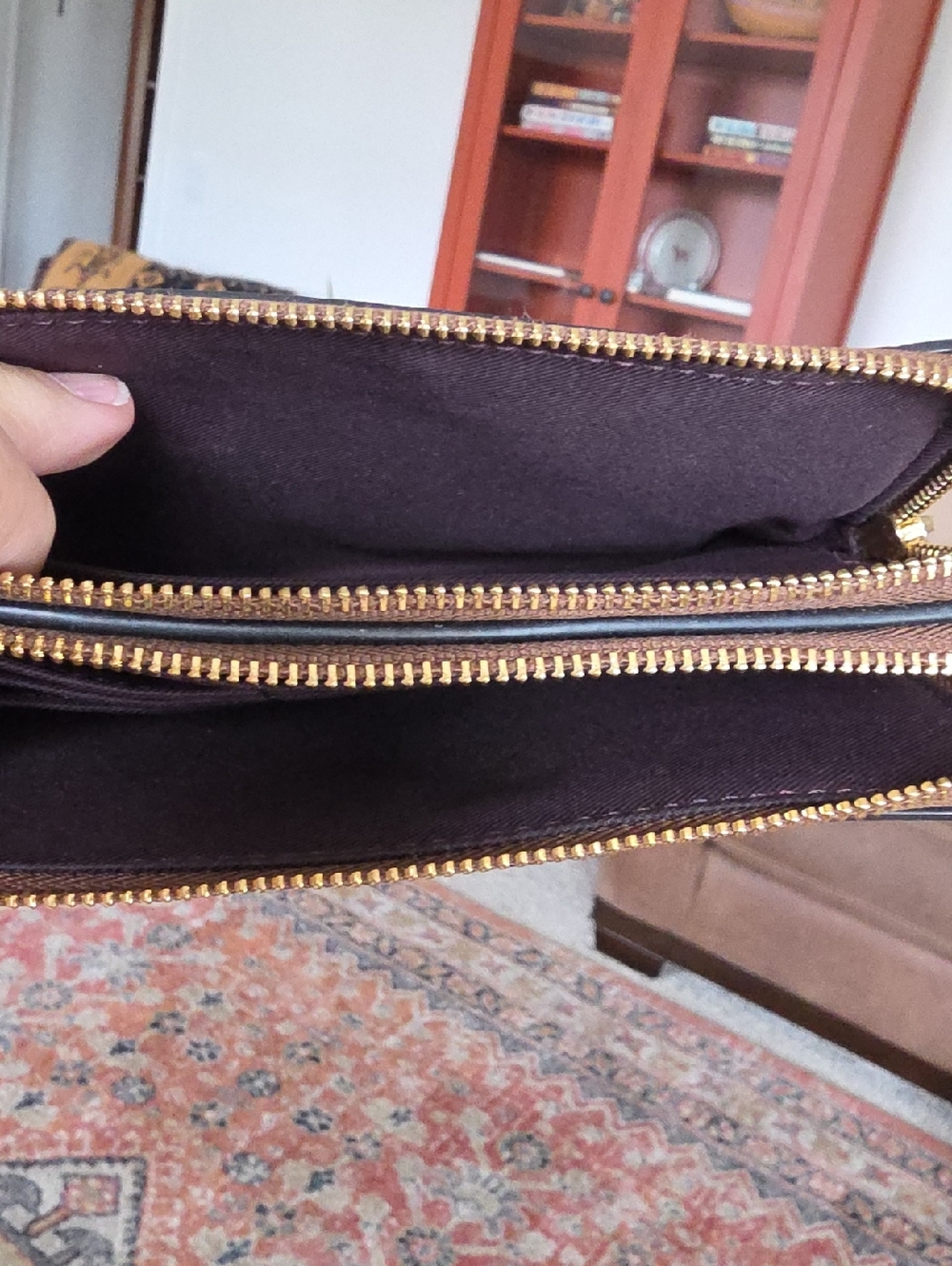 Pretty Coach Double Zip Buttetfly Signature Wristlet Wallet ๐ฉท๐ฆ๐ฎ๐ค - Picture 9 of 16